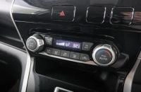 Nissan Serena 16 из 21