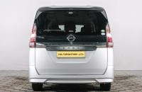 Nissan Serena 5 из 21