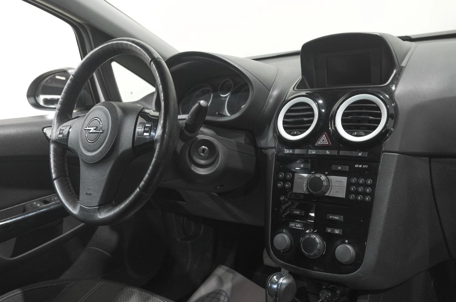 Opel Corsa 14 из 25