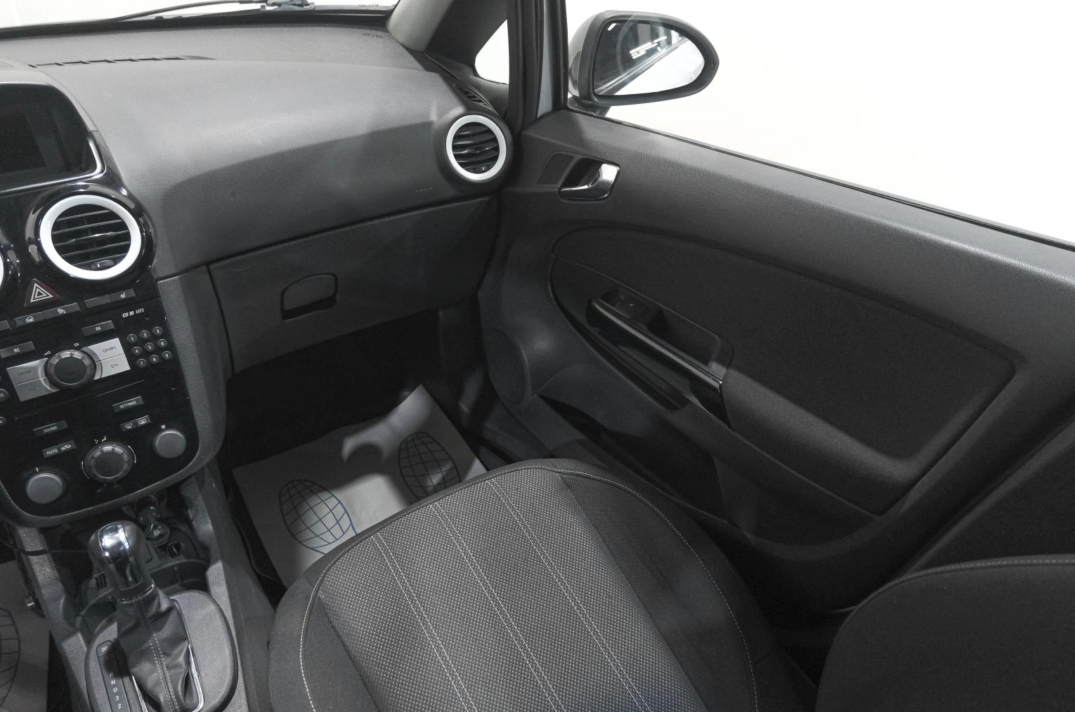 Opel Corsa 12 из 25