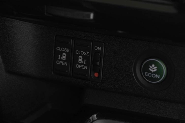 Honda Stepwgn 21 из 24