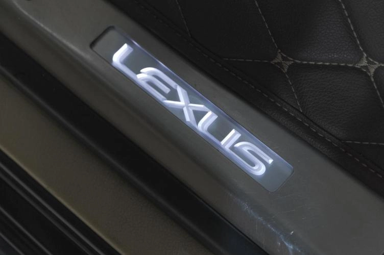 Lexus LX 50 из 51