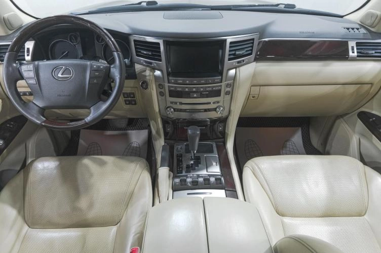 Lexus LX 20 из 51