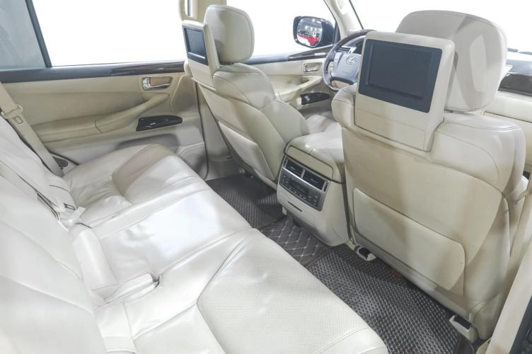 Lexus LX 45 из 51