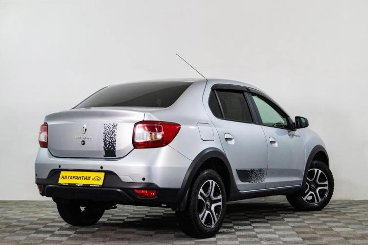 Renault Logan Stepway 4 из 5