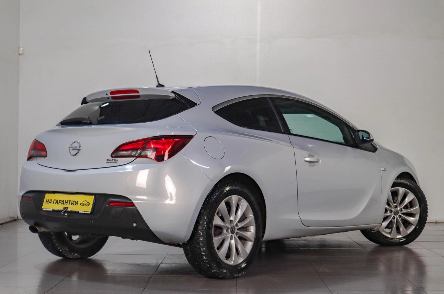Opel Astra GTC 4 из 15