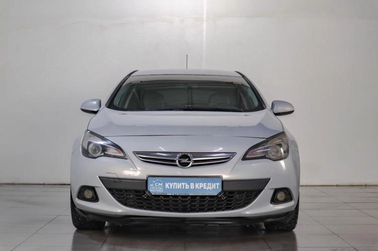 Opel Astra GTC 2 из 5