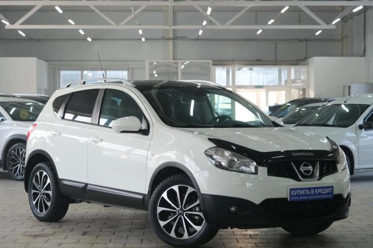 Nissan Qashqai 1 из 5