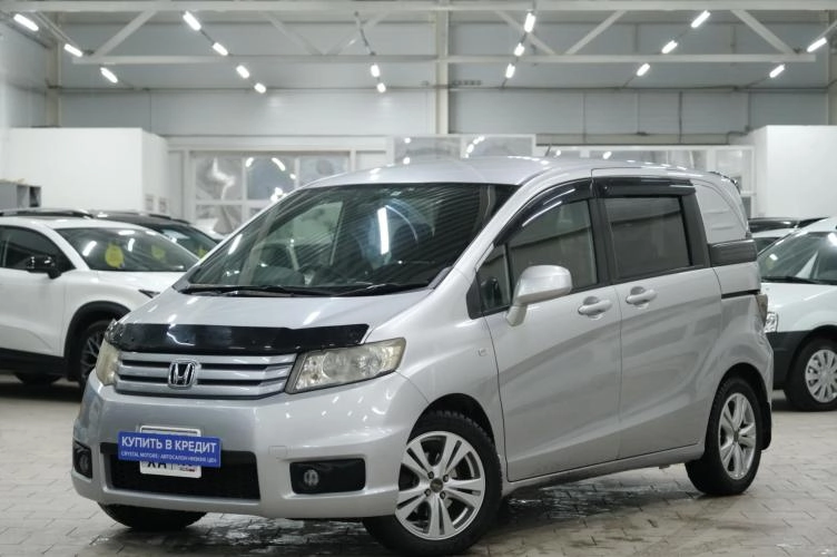 Honda Freed 3 из 5