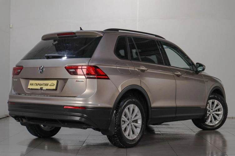 Volkswagen Tiguan 4 из 6