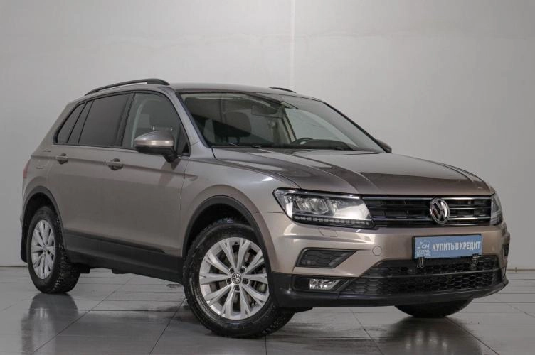 Volkswagen Tiguan 1 из 6
