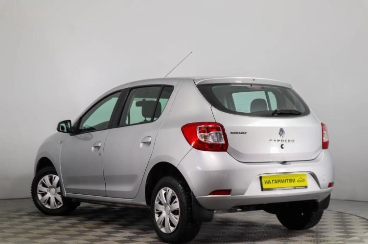 Renault Sandero 6 из 6