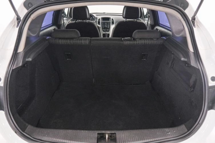 Opel Astra 21 из 21