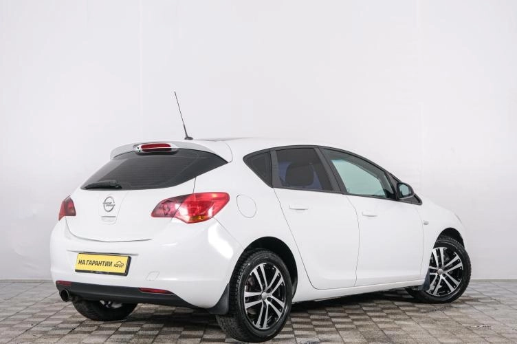 Opel Astra 6 из 6