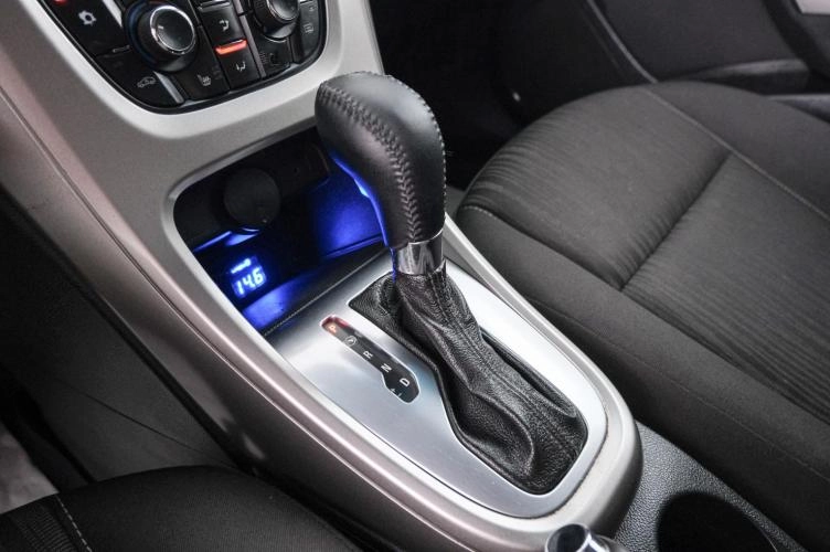 Opel Astra 16 из 21