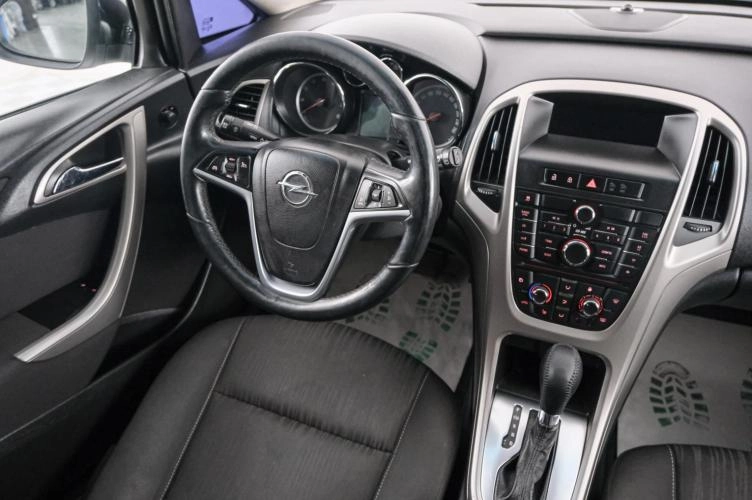 Opel Astra 9 из 21