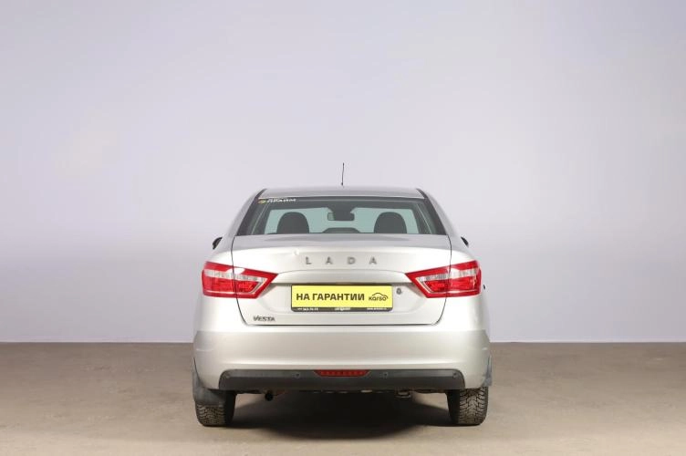 ВАЗ (LADA) Vesta 5 из 6