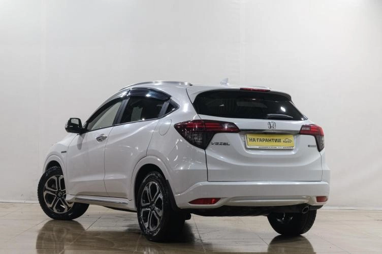 Honda Vezel 4 из 6