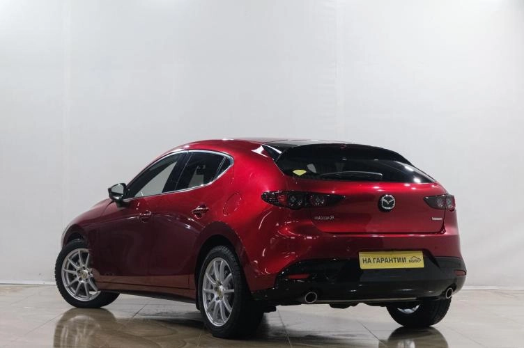 Mazda 3 4 из 5
