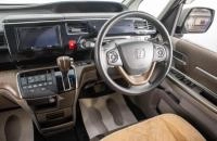 Honda Stepwgn 19 из 30