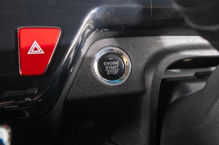 Honda Stepwgn 12 из 30