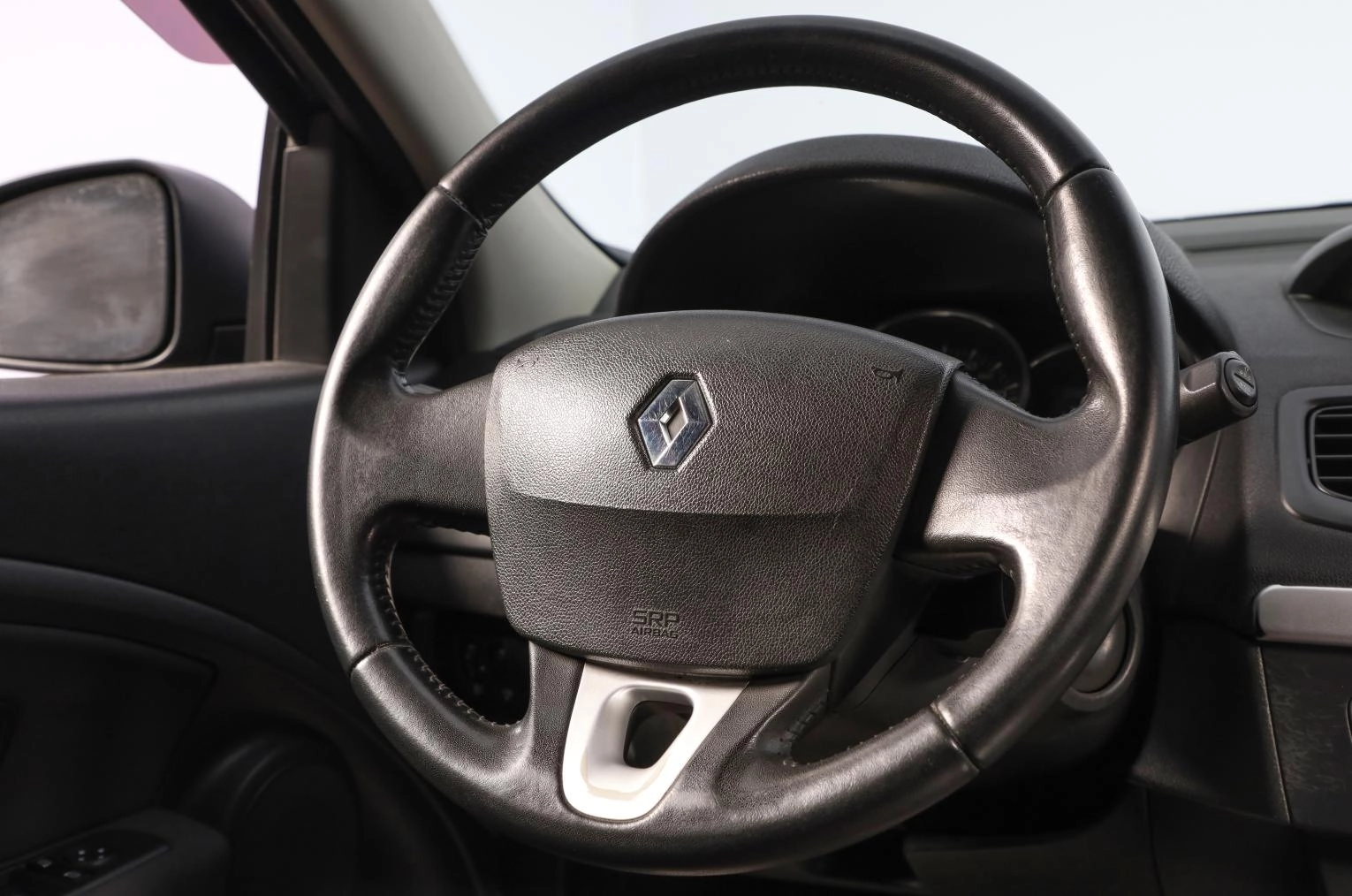 Renault Megane 12 из 16