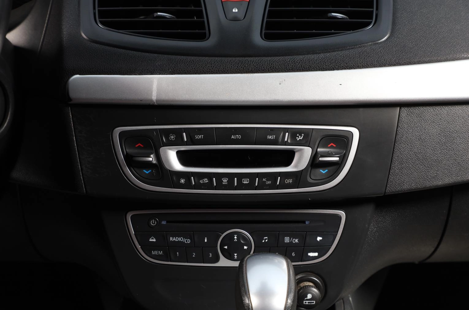 Renault Megane 13 из 16