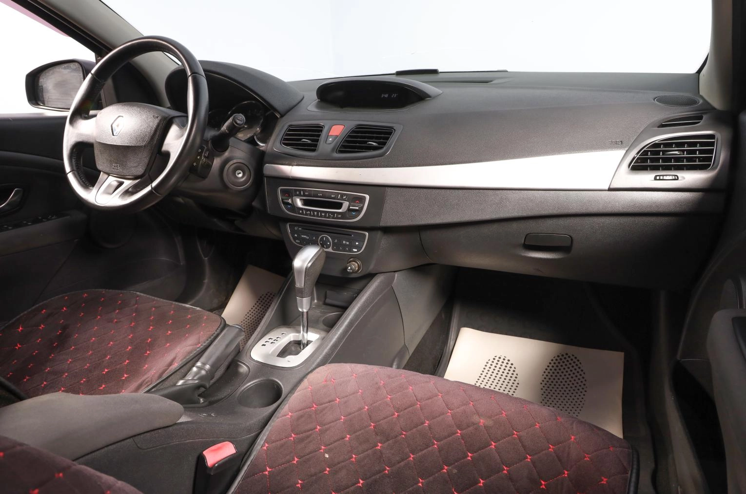 Renault Megane 9 из 16