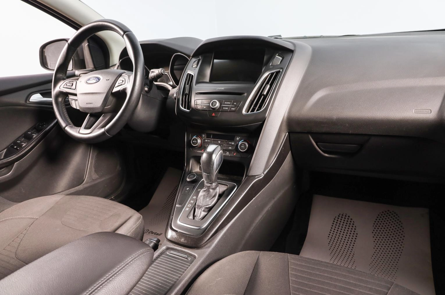 Ford Focus 16 из 18