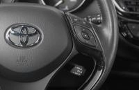 Toyota C-HR 17 из 26