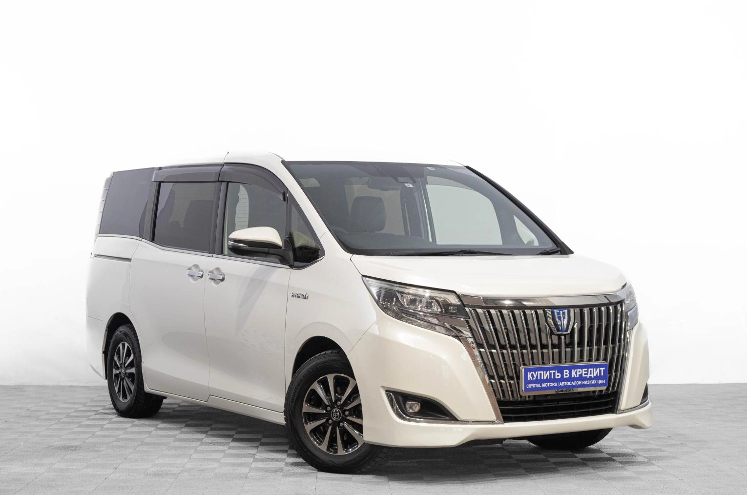 Toyota Esquire 1 из 29