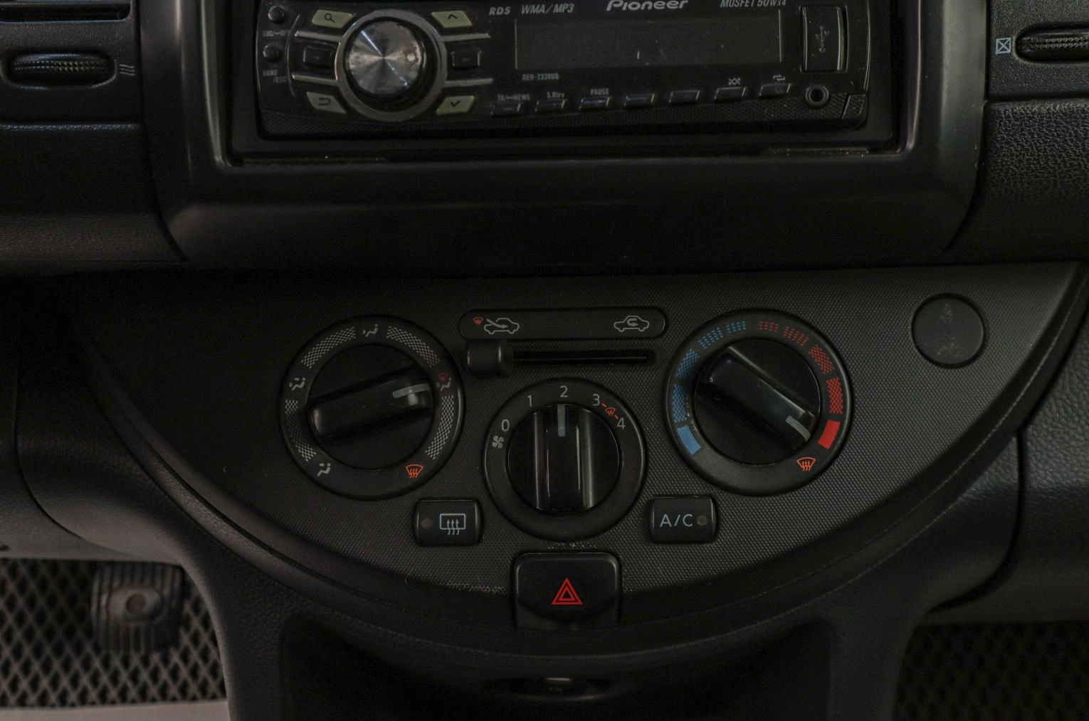 Nissan Note 14 из 18