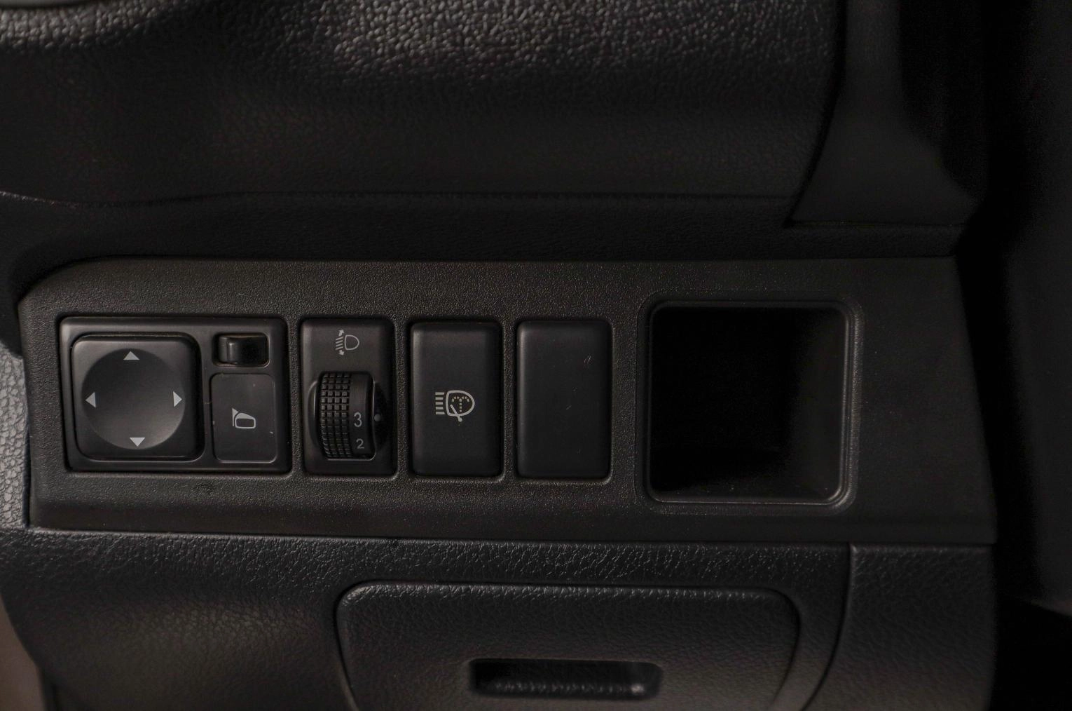 Nissan Note 9 из 18