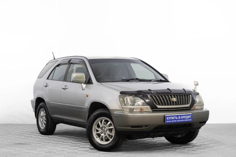 Toyota Harrier 1 из 6