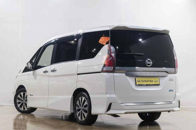 Nissan Serena 4 из 6