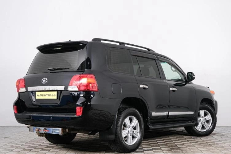 Toyota Land Cruiser 6 из 26