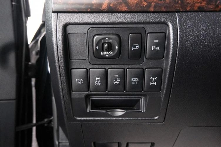 Toyota Land Cruiser 22 из 26