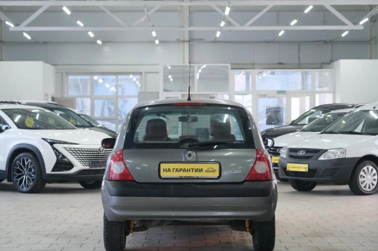 Renault Clio 5 из 6