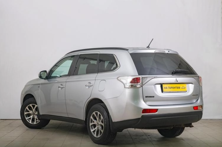 Mitsubishi Outlander 5 из 5