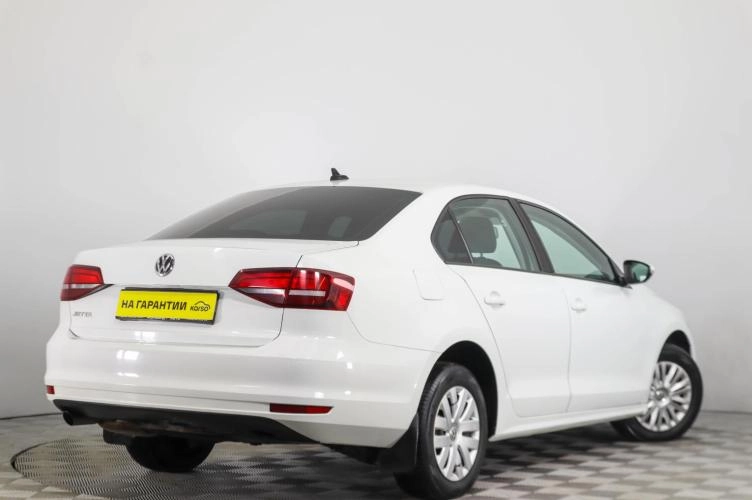 Volkswagen Jetta 4 из 5