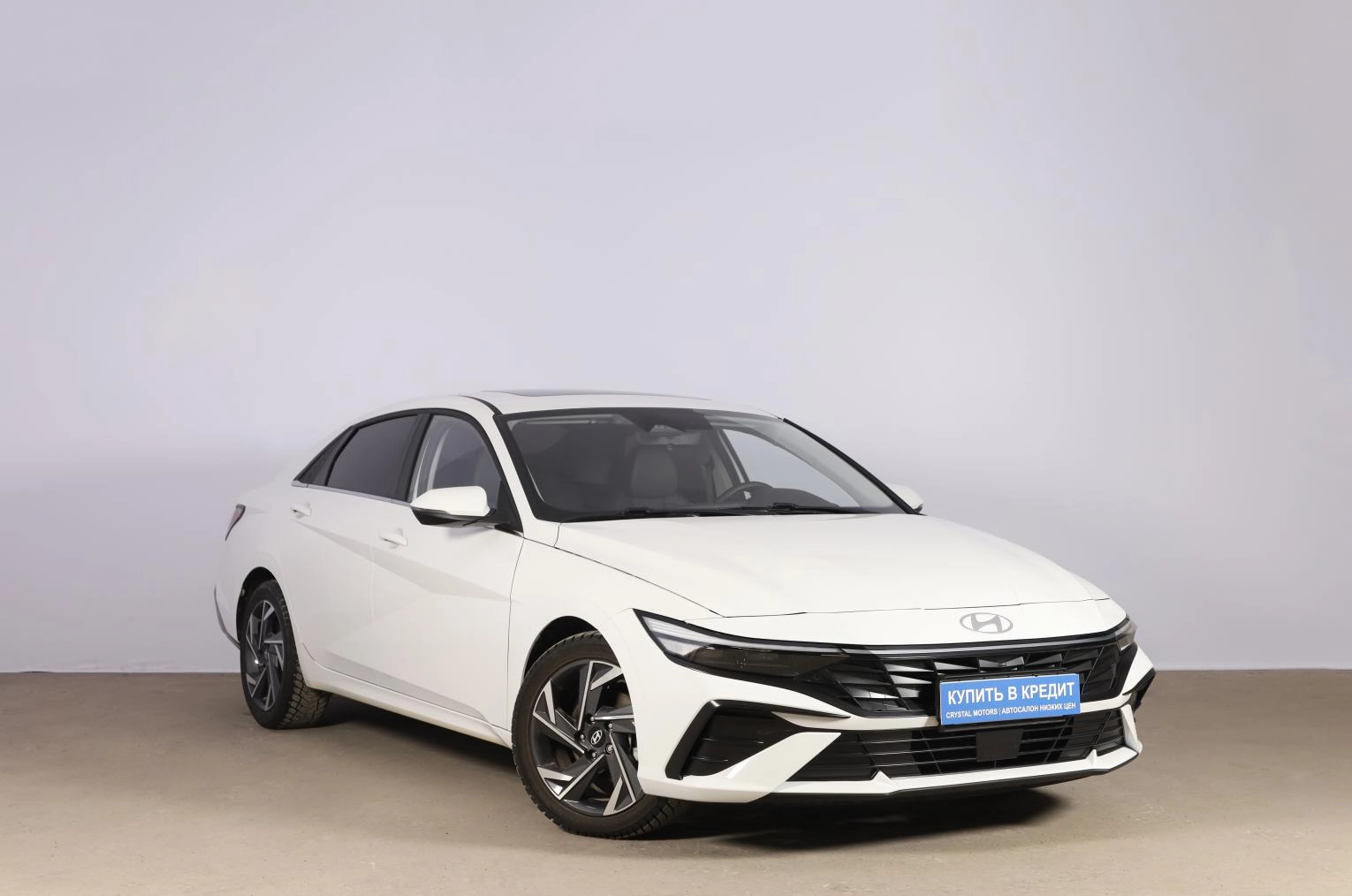 Hyundai Elantra 1 из 18