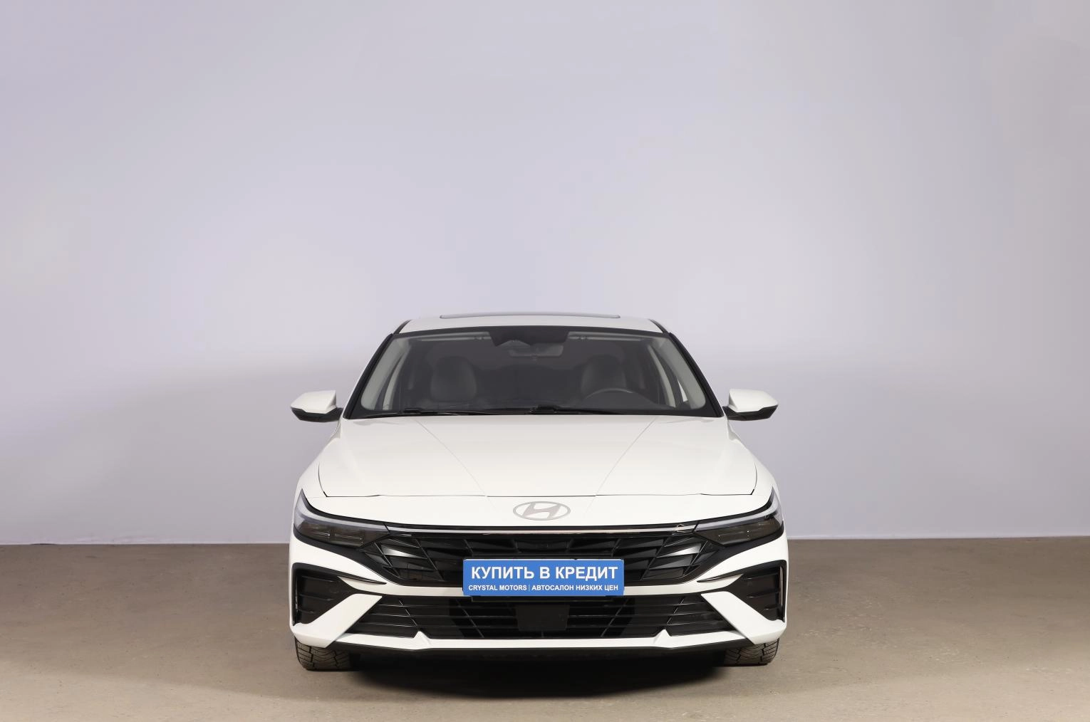 Hyundai Elantra 2 из 18