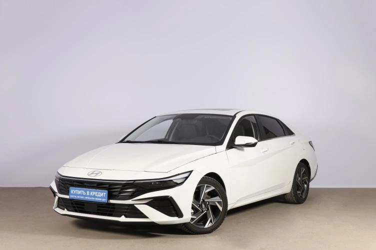 Hyundai Elantra 3 из 6