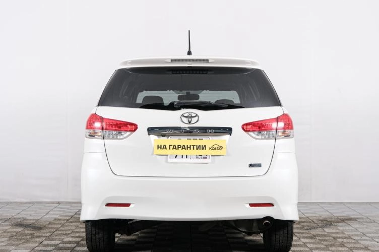 Toyota Wish 5 из 5