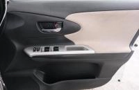 Toyota Wish 19 из 23