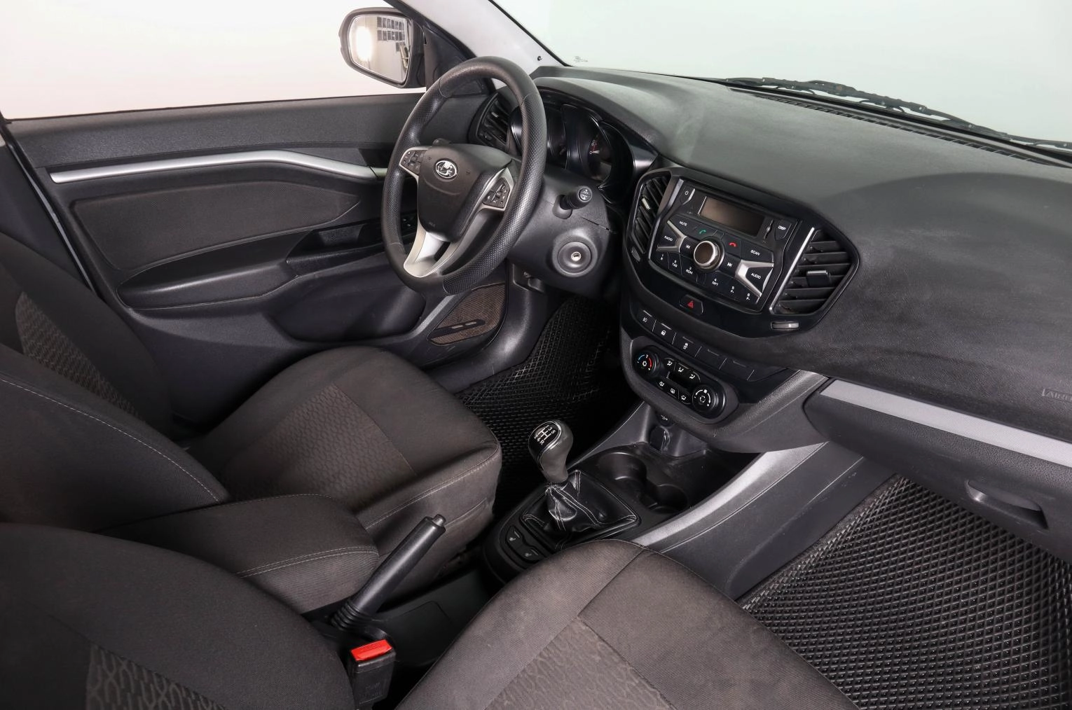 ВАЗ (LADA) Vesta 11 из 22