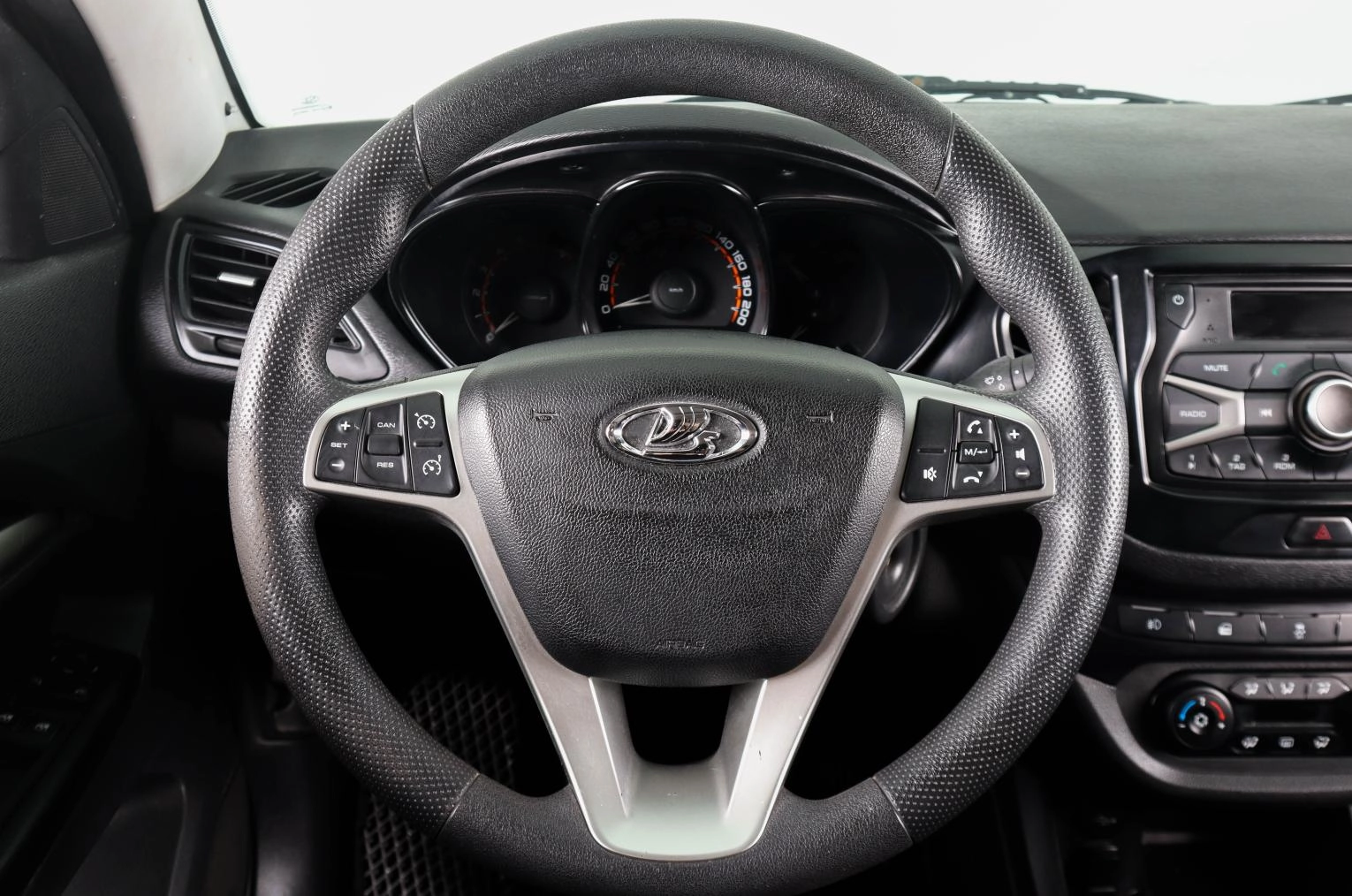 ВАЗ (LADA) Vesta 15 из 22