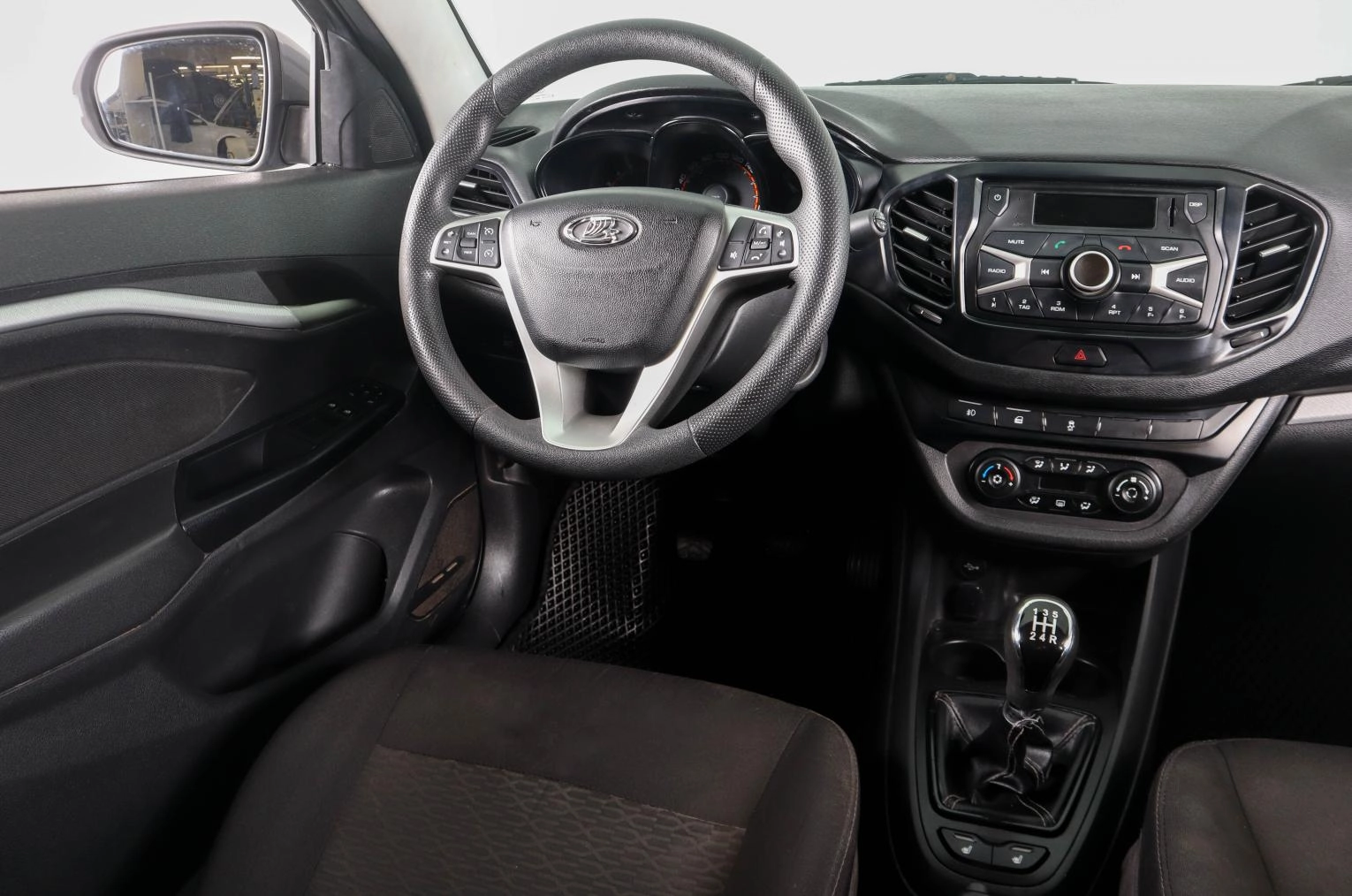 ВАЗ (LADA) Vesta 12 из 22