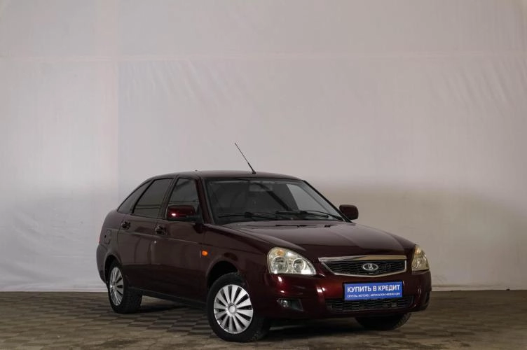 ВАЗ (LADA) Priora 1 из 6