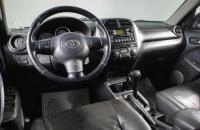 Toyota RAV4 11 из 16